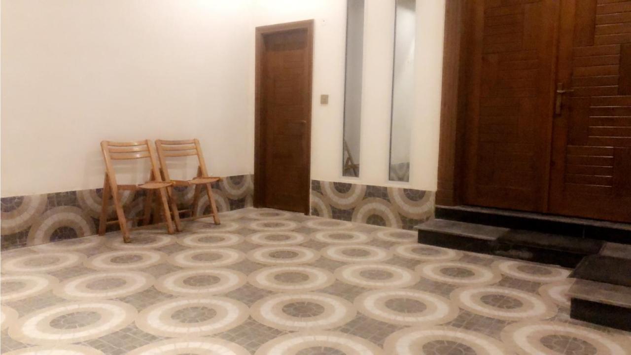 Fully Serviced Holiday Home Near Lyallpur Galleria Faisalabad Exterior photo